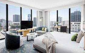 The Dream Hollywood 4*